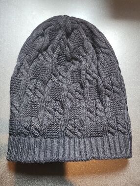 Black  Cable Knit Beanie